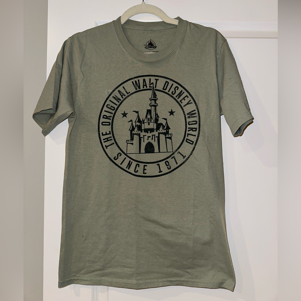 WDW green tshirt size S
